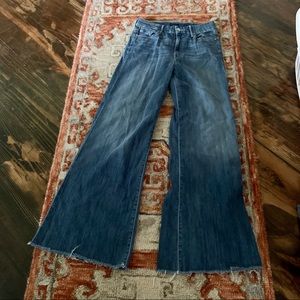 MOTHER Denim The Roller Jeans